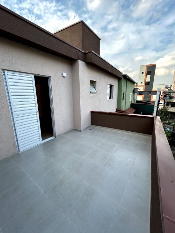 Sobrado à venda com 2 quartos, 60m² - Foto 3