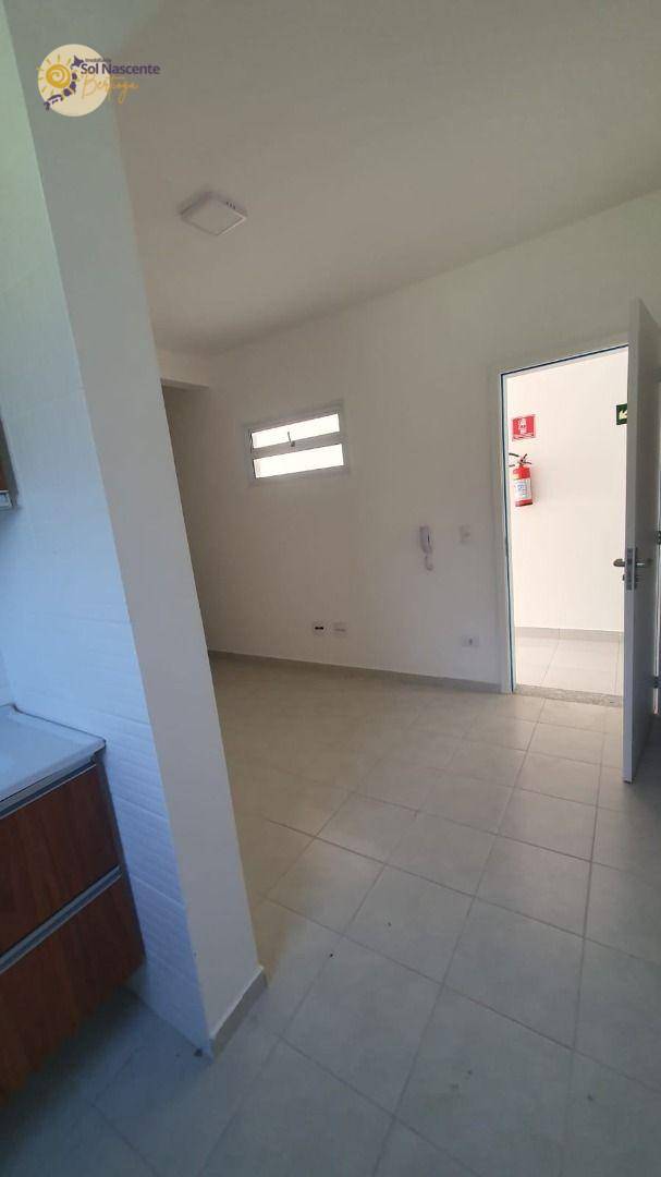 Apartamento para alugar com 2 quartos, 42m² - Foto 12