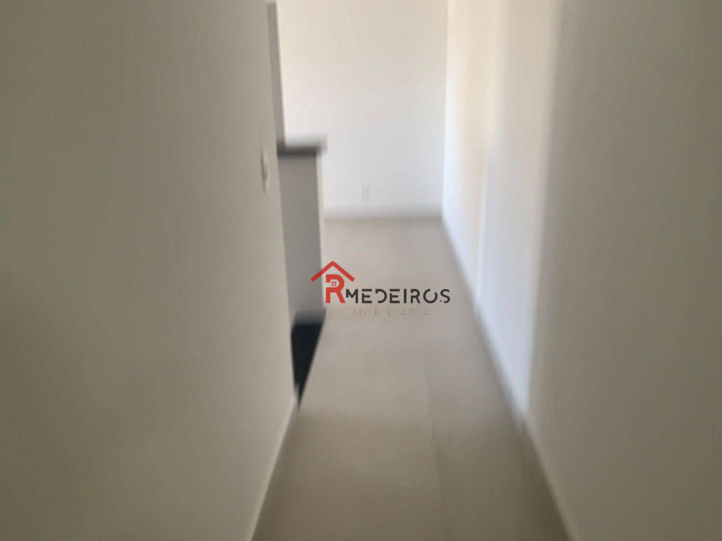 Apartamento à venda com 1 quarto, 57m² - Foto 2