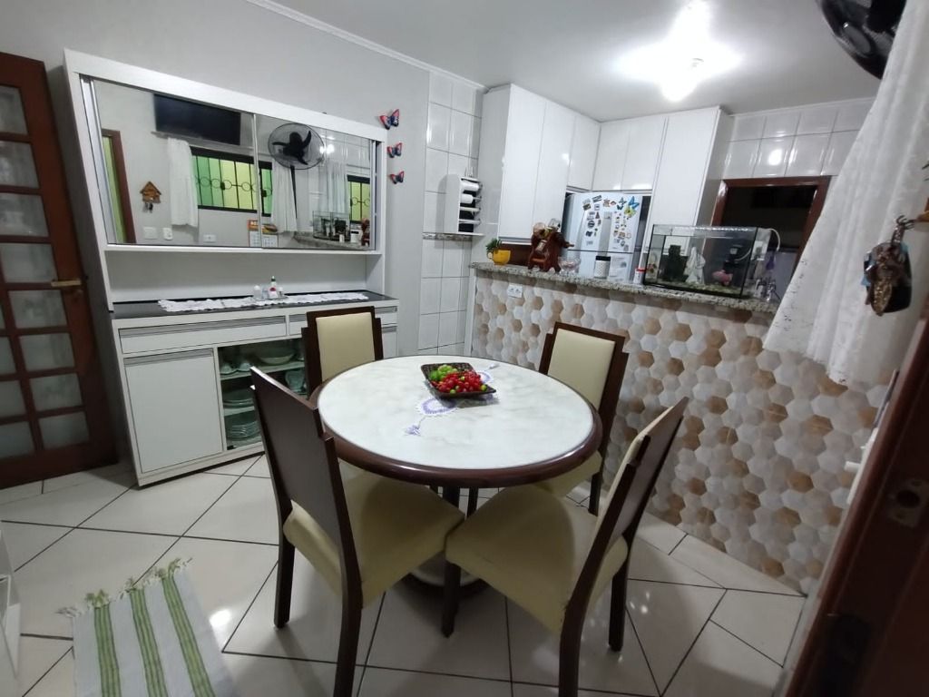 Sobrado à venda com 3 quartos, 220m² - Foto 10