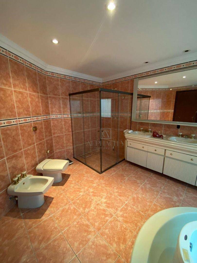 Casa de Condomínio para alugar com 4 quartos, 586m² - Foto 18