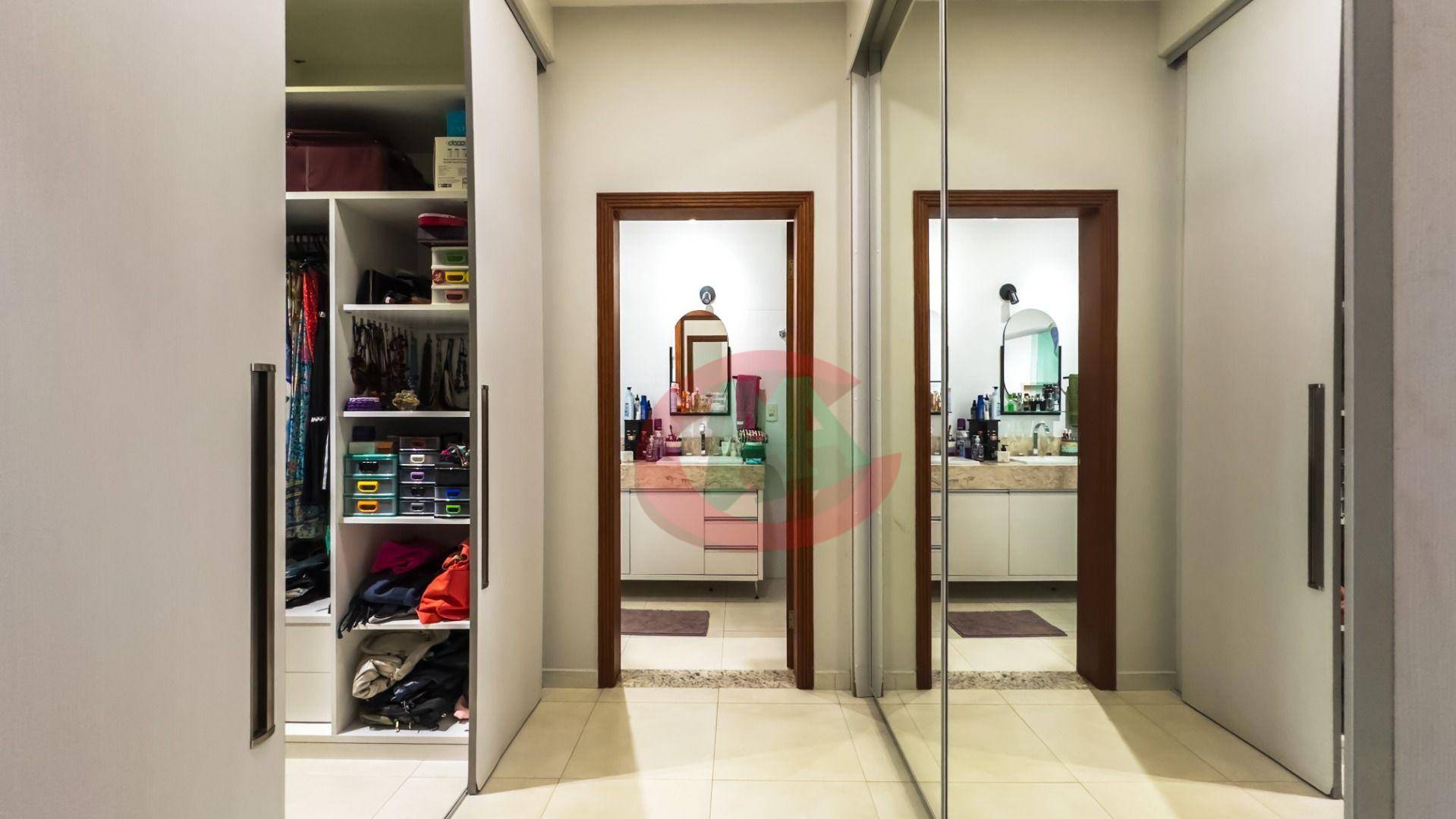 Chácara à venda com 4 quartos, 546m² - Foto 22