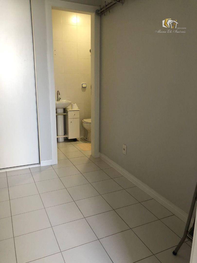 Apartamento à venda com 3 quartos, 157m² - Foto 13