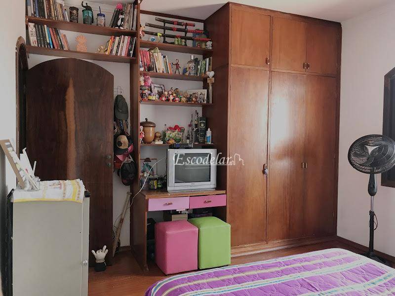 Sobrado à venda com 3 quartos, 300m² - Foto 12