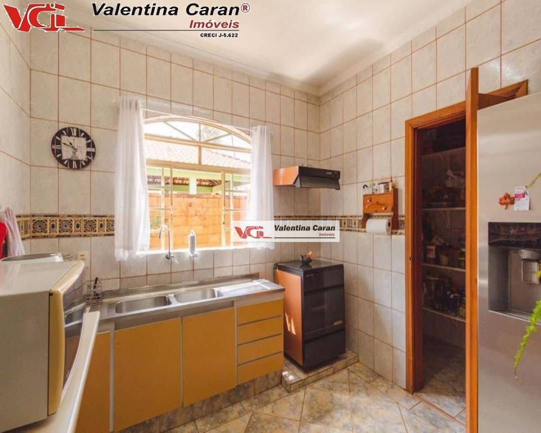 Chácara à venda com 3 quartos, 330m² - Foto 9