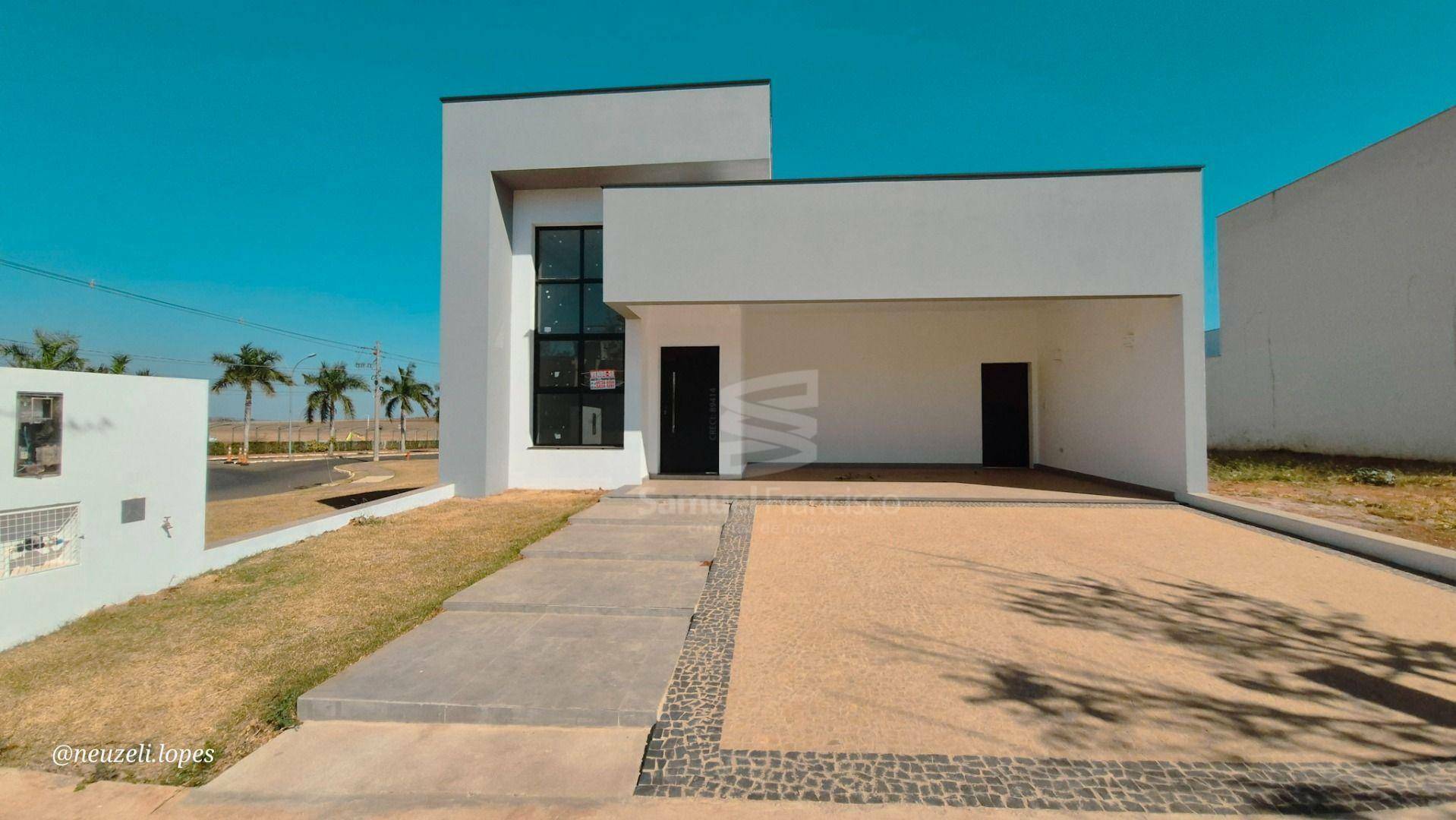 Casa de Condomínio à venda com 3 quartos, 134m² - Foto 1