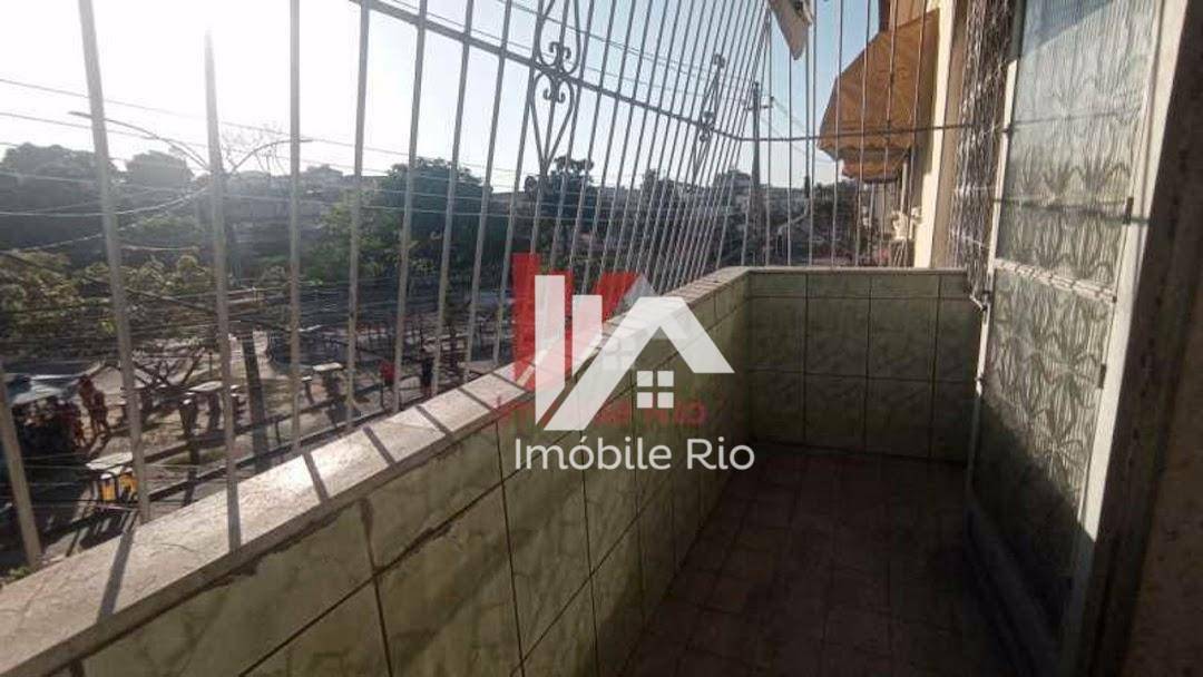 Apartamento à venda com 3 quartos, 191m² - Foto 2