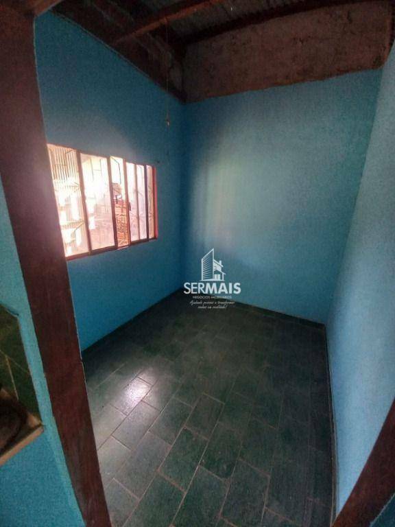 Casa à venda com 2 quartos, 40m² - Foto 5