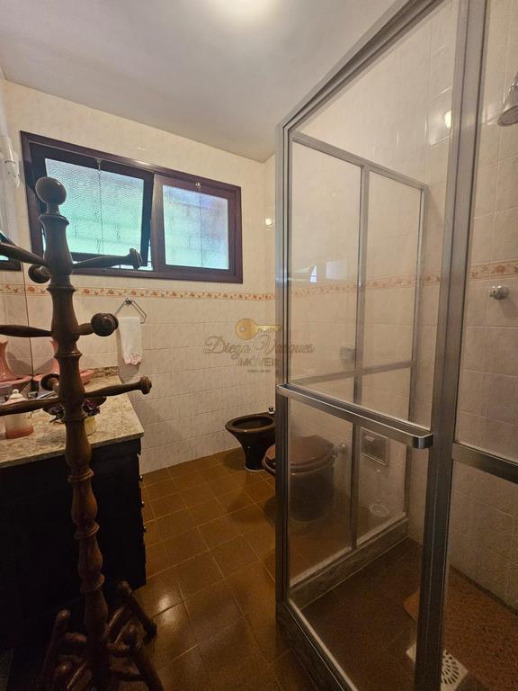 Casa de Condomínio à venda com 6 quartos, 190m² - Foto 32