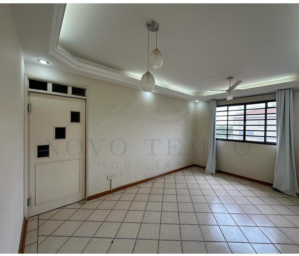 Apartamento à venda com 3 quartos, 86m² - Foto 2