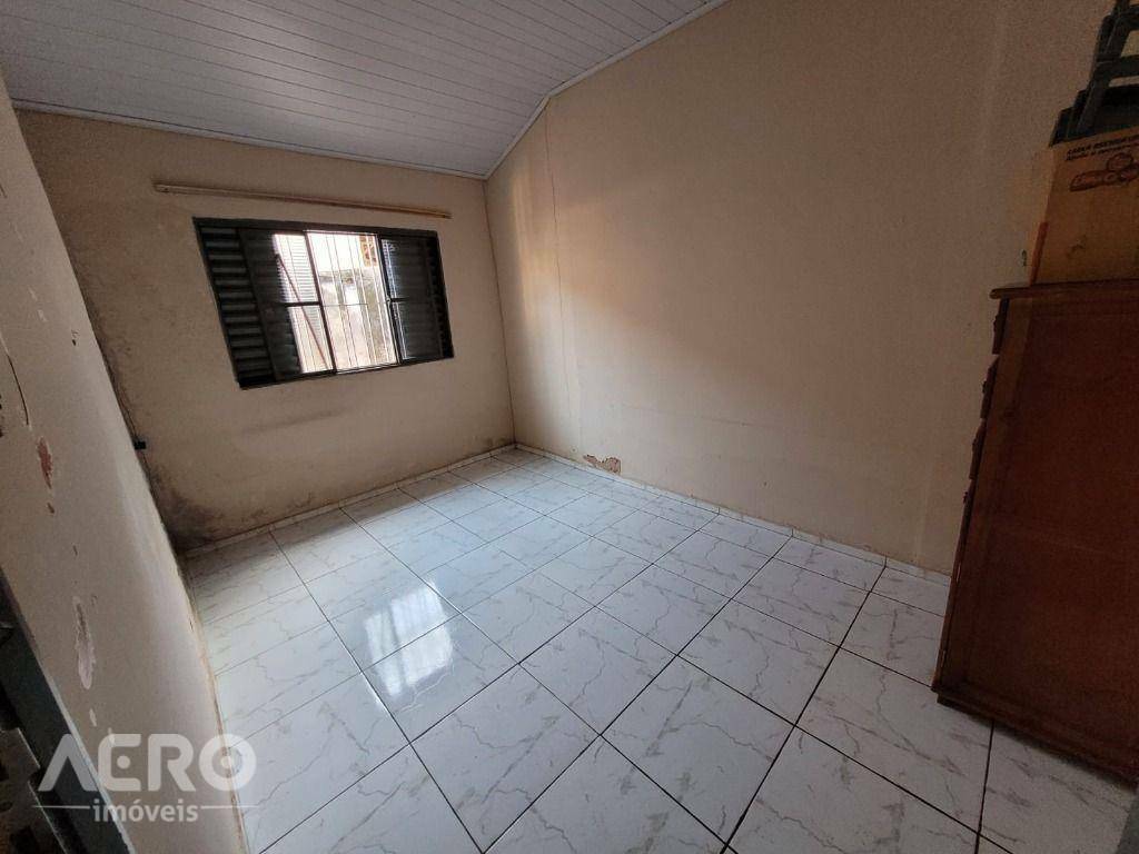 Casa à venda com 3 quartos, 203m² - Foto 8