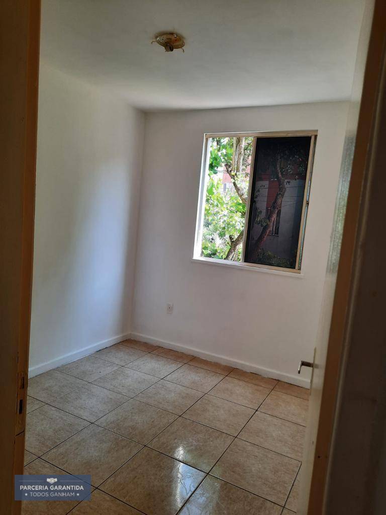 Apartamento à venda com 2 quartos, 82m² - Foto 4