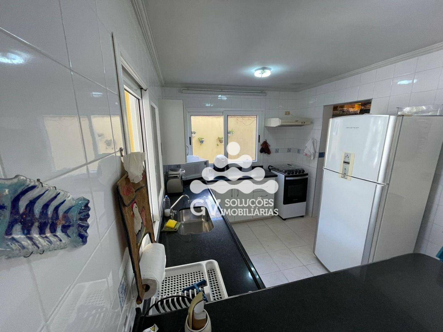 Casa de Condomínio à venda com 3 quartos, 270m² - Foto 21