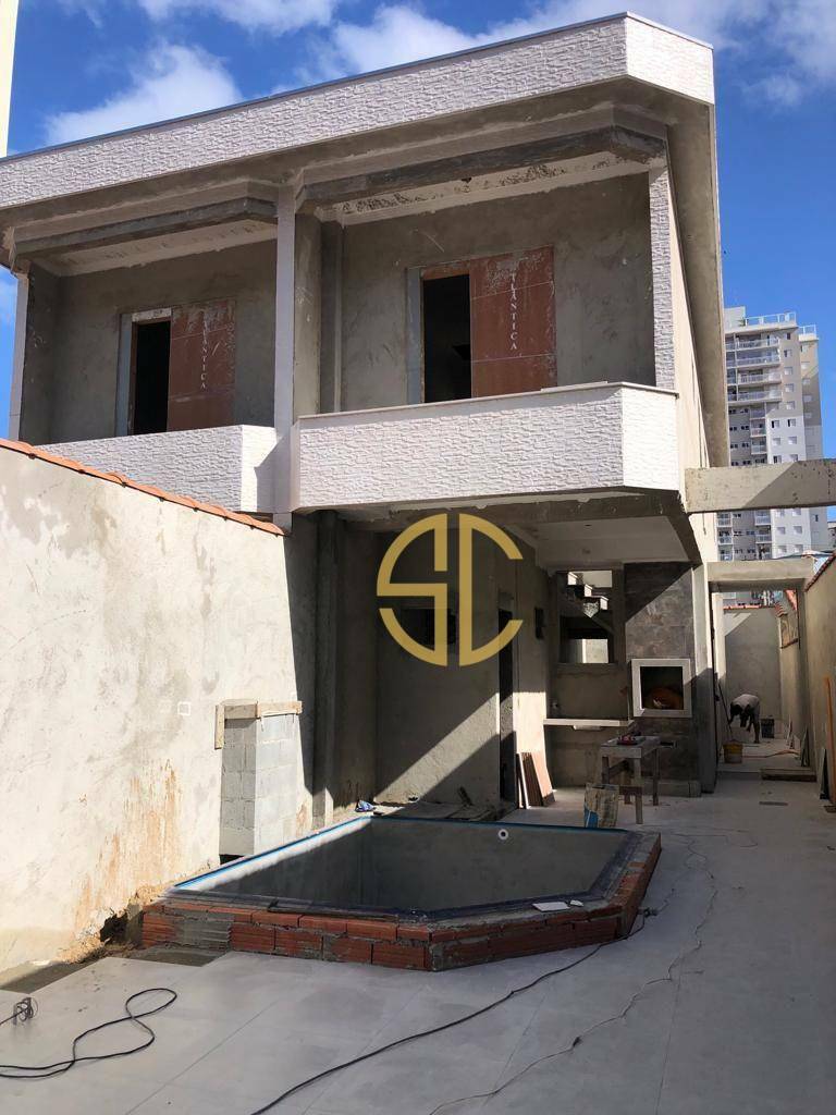 Sobrado à venda com 3 quartos, 130m² - Foto 1