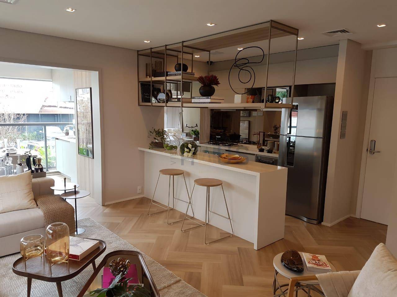 Apartamento à venda com 2 quartos, 71m² - Foto 4