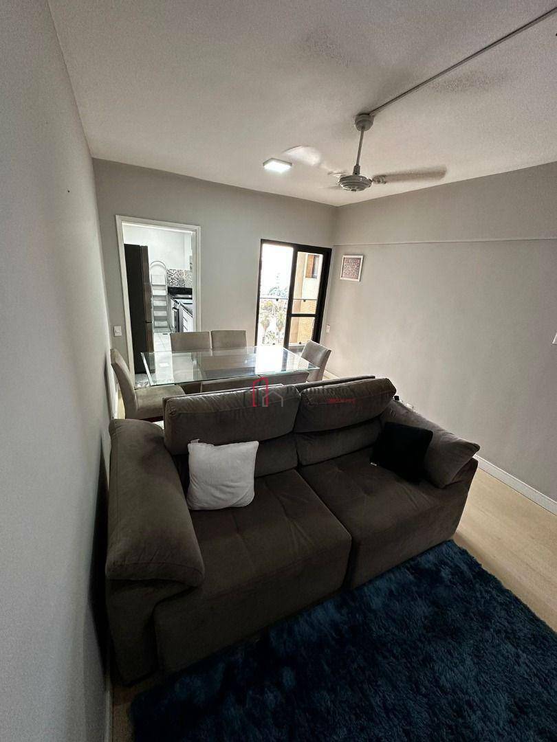 Apartamento à venda com 2 quartos, 62m² - Foto 5