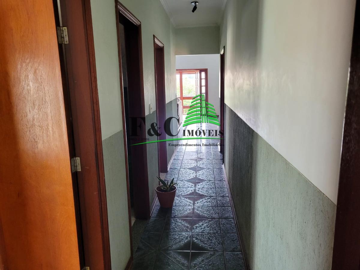 Sobrado à venda com 2 quartos, 200m² - Foto 14