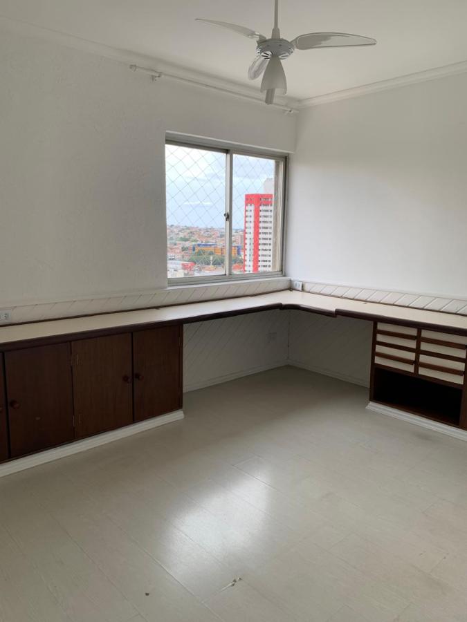 Apartamento à venda com 3 quartos, 145m² - Foto 22