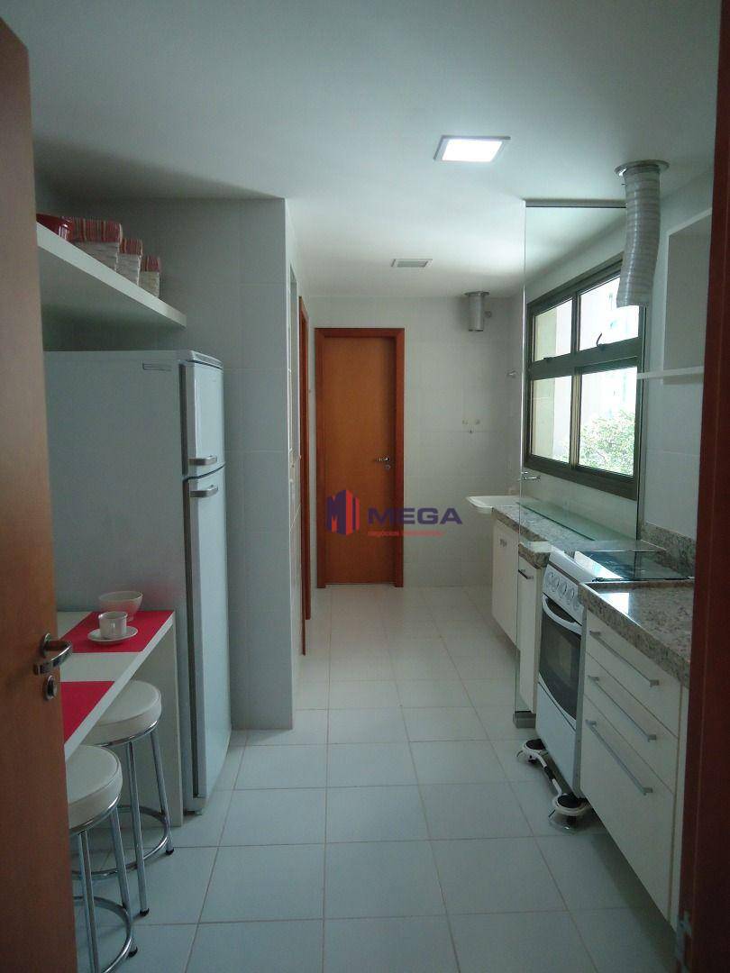 Apartamento à venda com 3 quartos, 107m² - Foto 10