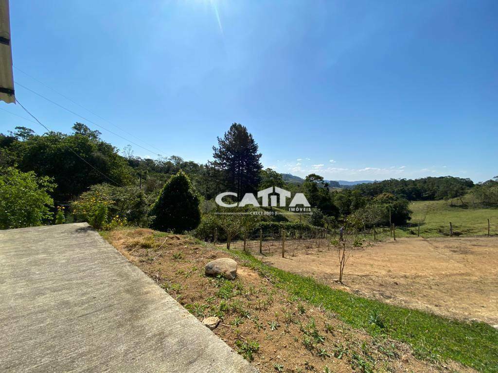 Sítio à venda com 3 quartos, 100m² - Foto 2