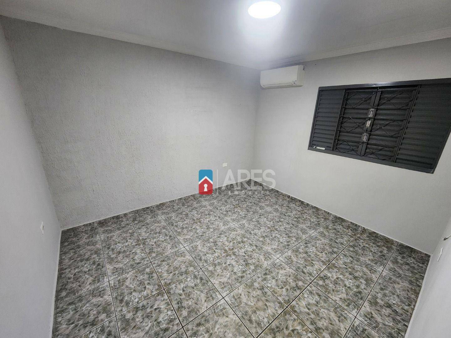 Casa à venda com 2 quartos, 81m² - Foto 10