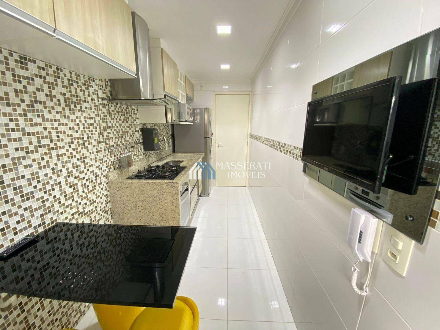 Apartamento para alugar com 2 quartos, 65m² - Foto 15