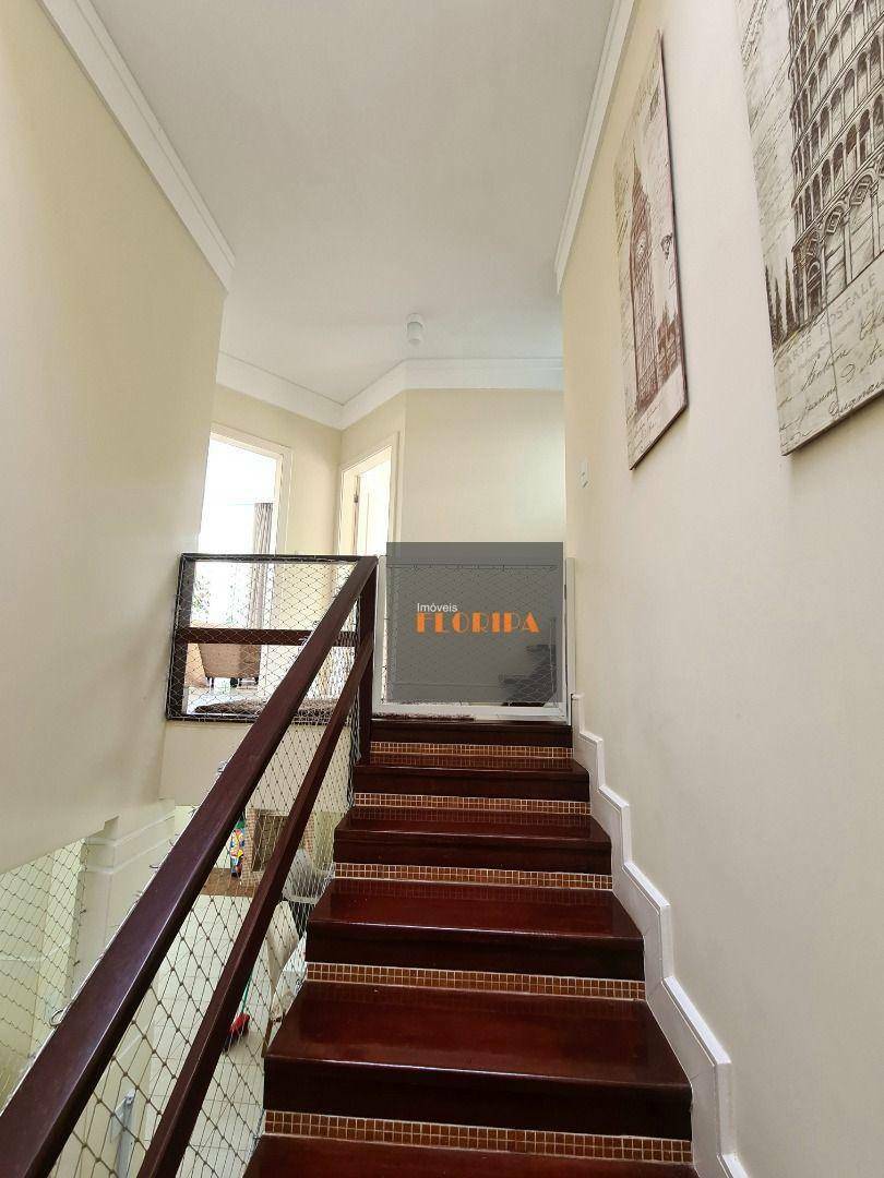 Casa à venda com 4 quartos, 217m² - Foto 17
