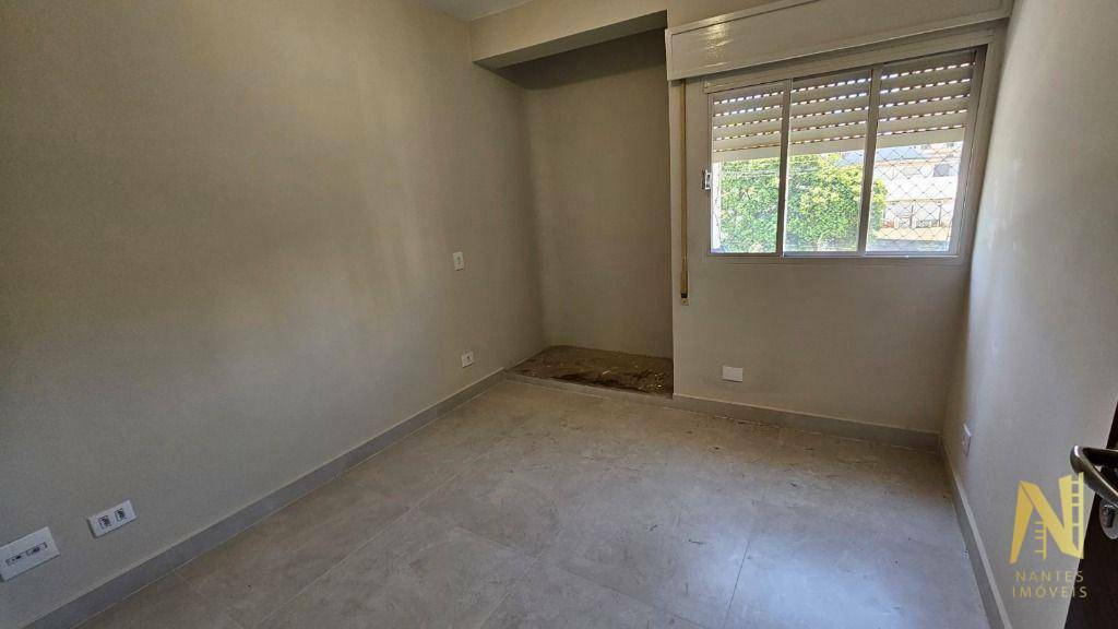 Apartamento à venda com 3 quartos, 106m² - Foto 15