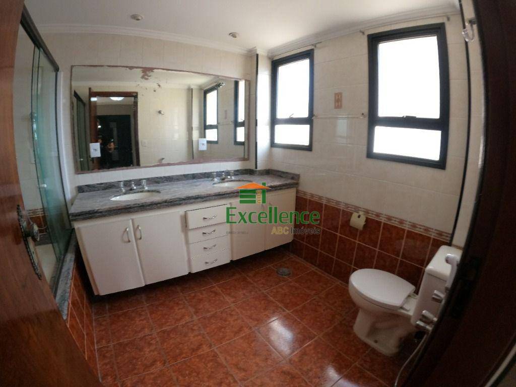 Apartamento para alugar com 2 quartos, 130m² - Foto 5