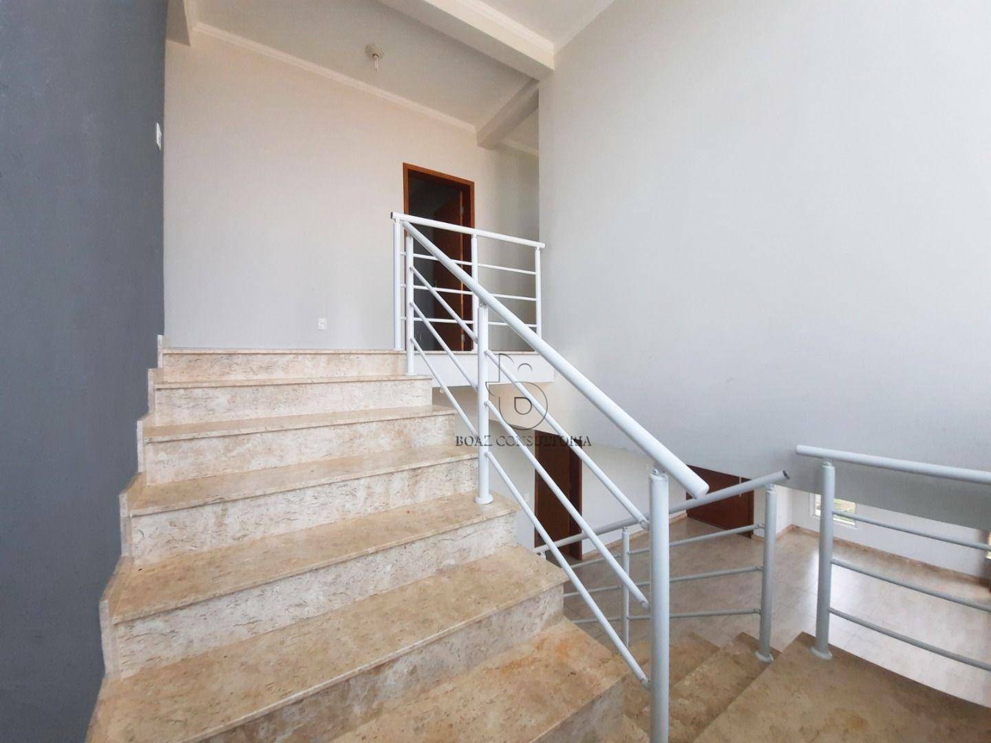 Casa de Condomínio à venda com 4 quartos, 331m² - Foto 3