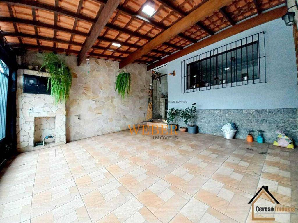 Casa à venda com 2 quartos, 128m² - Foto 4