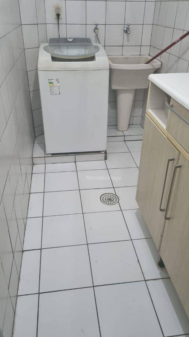 Apartamento à venda com 3 quartos, 176m² - Foto 12