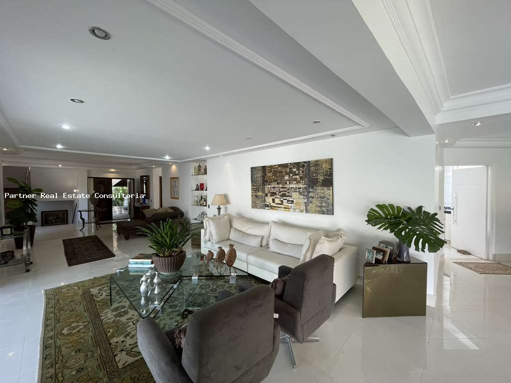 Casa à venda com 4 quartos, 1082m² - Foto 13