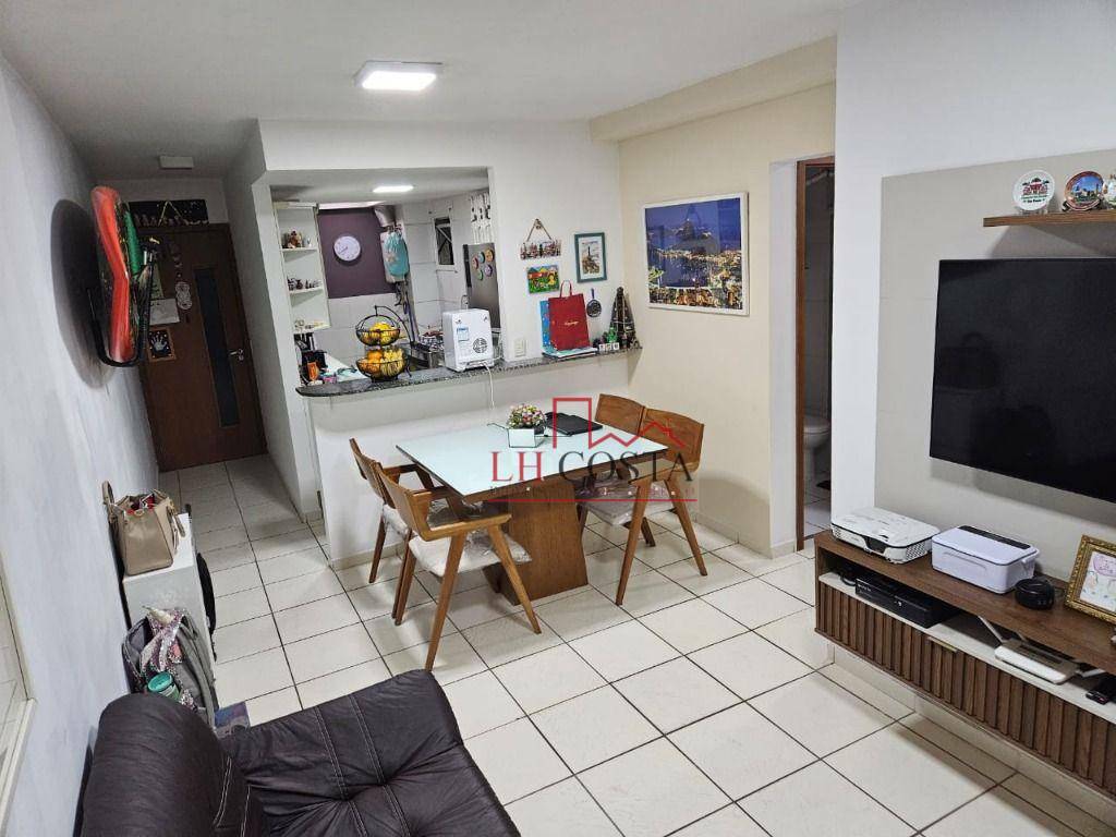 Apartamento à venda com 2 quartos, 69m² - Foto 8