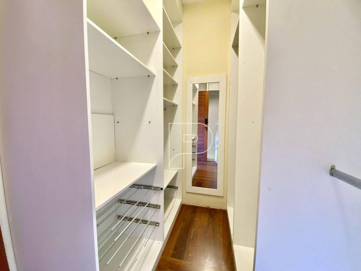 Casa de Condomínio para alugar com 4 quartos, 550m² - Foto 38