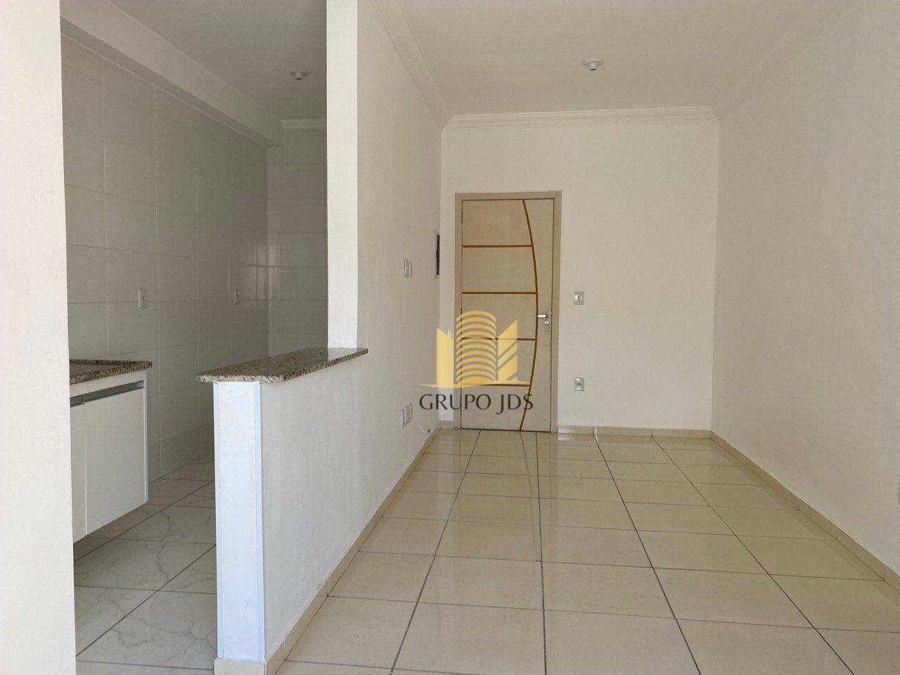 Apartamento à venda com 2 quartos, 72m² - Foto 5