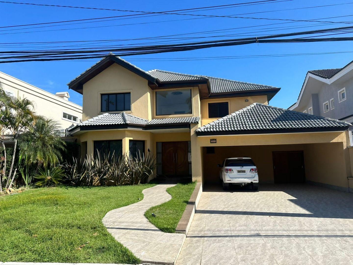Casa para alugar com 4 quartos, 460m² - Foto 1