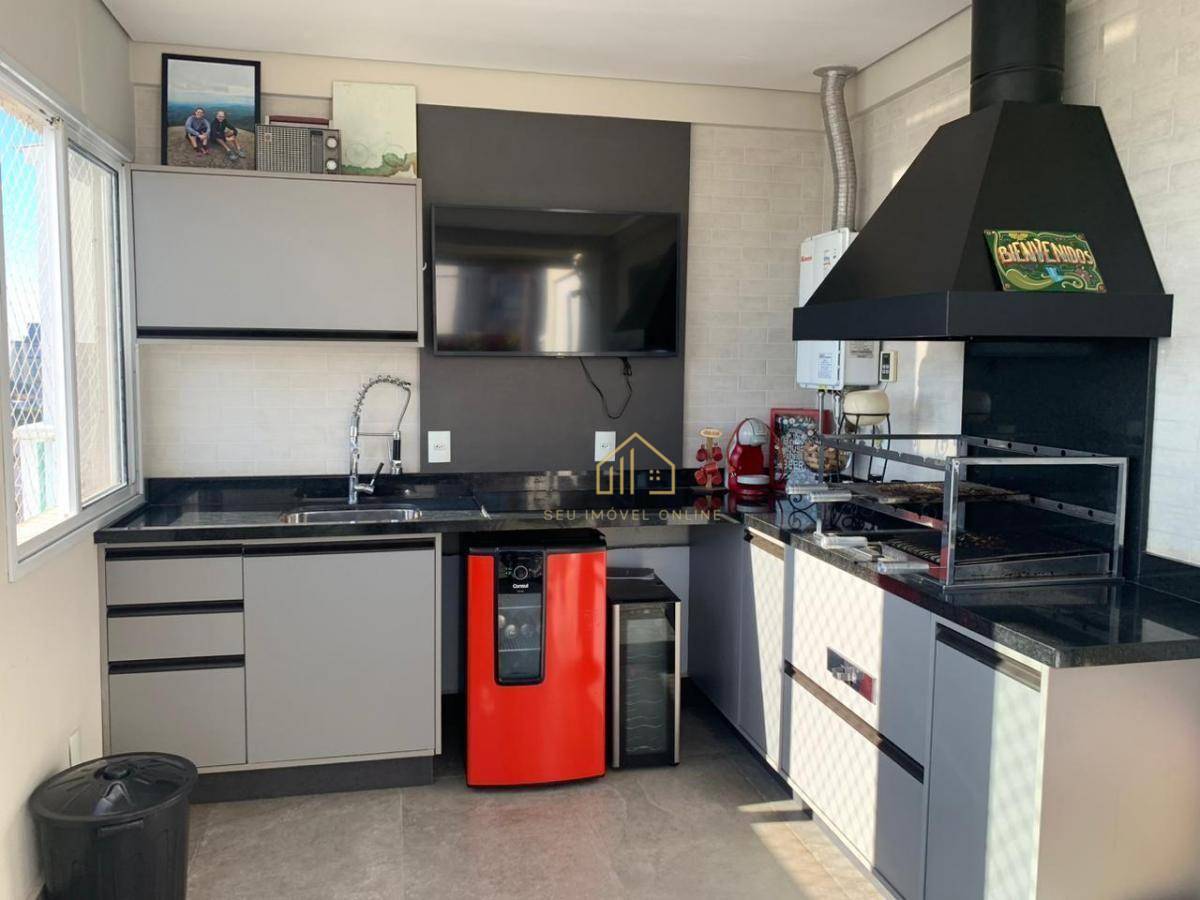 Apartamento à venda com 3 quartos, 114m² - Foto 1