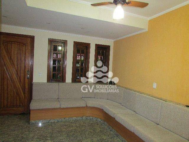 Casa à venda com 3 quartos, 200m² - Foto 8