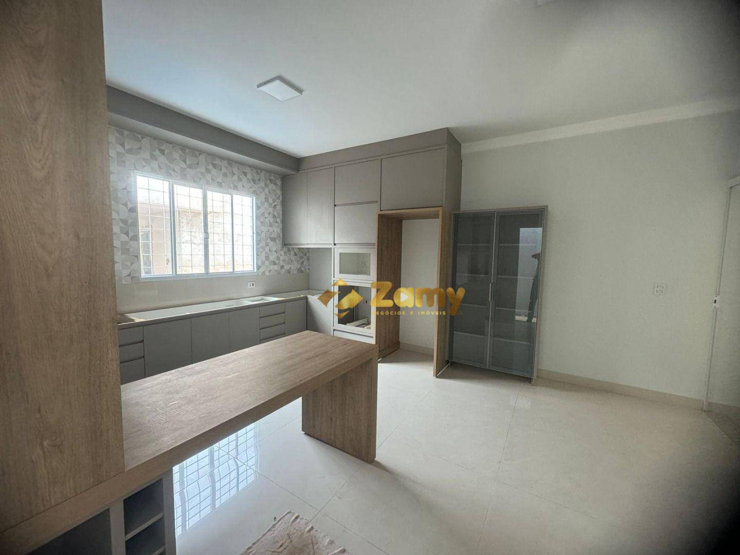 Casa à venda com 3 quartos, 200m² - Foto 12