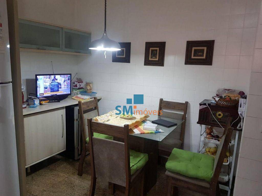 Apartamento à venda com 3 quartos, 170m² - Foto 8