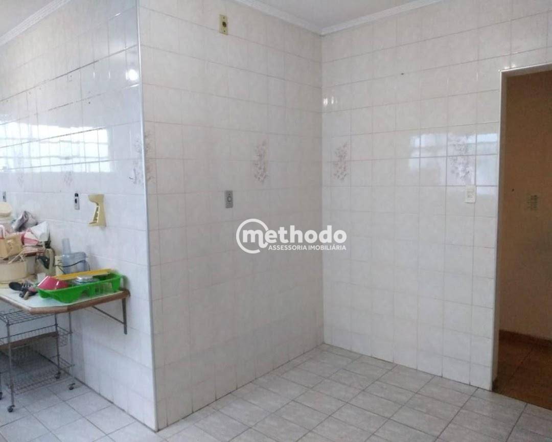 Casa à venda com 3 quartos, 192m² - Foto 14