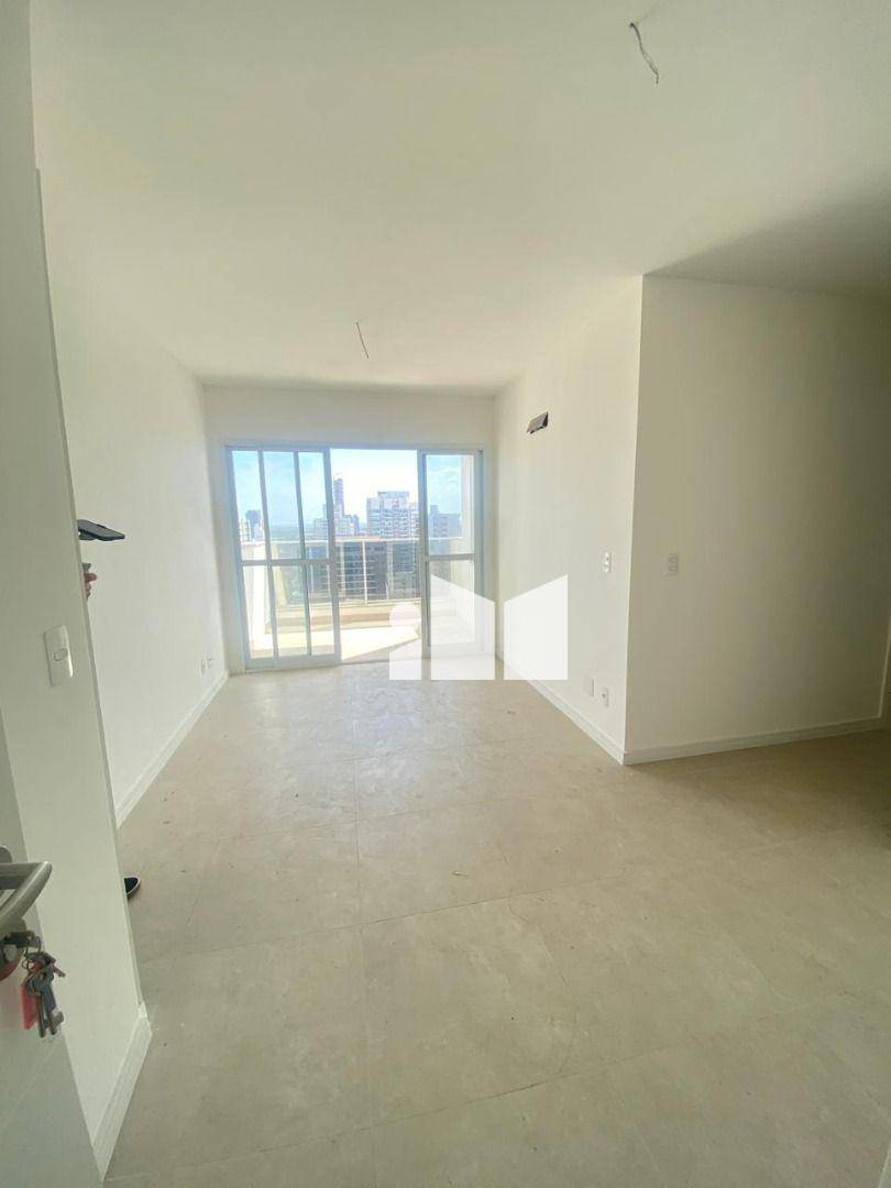 Apartamento à venda com 3 quartos, 73m² - Foto 4