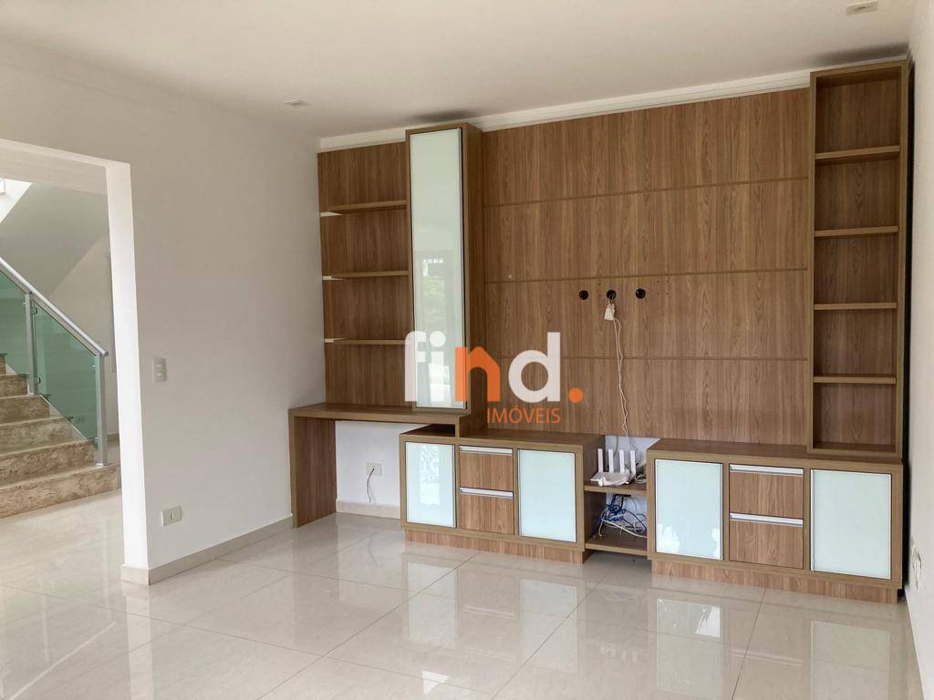 Casa de Condomínio à venda com 4 quartos, 386m² - Foto 3