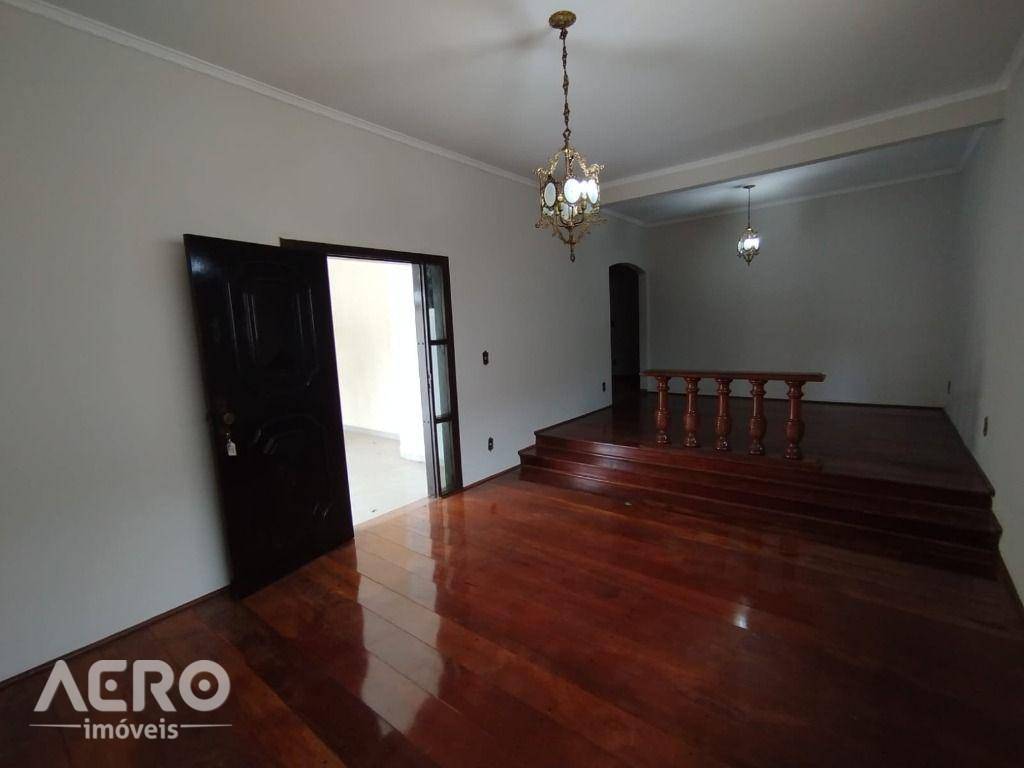Casa, 6 quartos, 400 m² - Foto 3