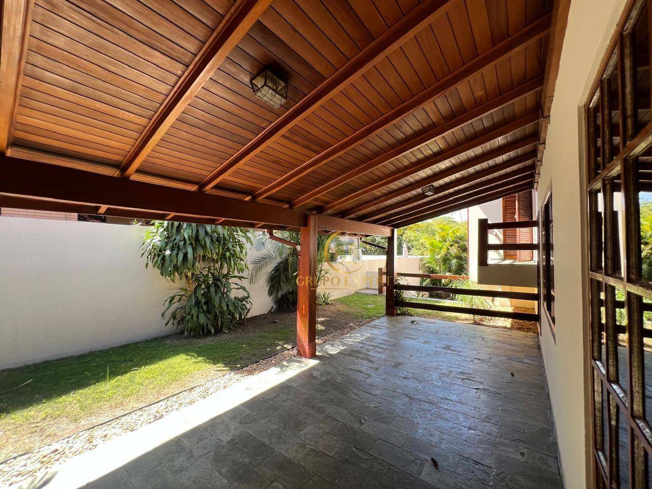 Casa de Condomínio à venda e aluguel com 3 quartos, 300m² - Foto 5