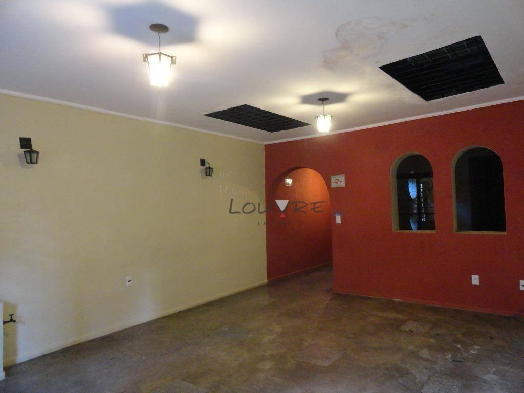 Casa à venda e aluguel com 4 quartos, 250m² - Foto 6