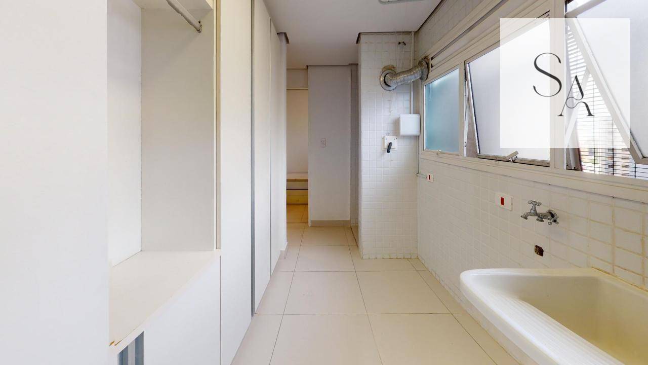 Cobertura à venda com 3 quartos, 370m² - Foto 2