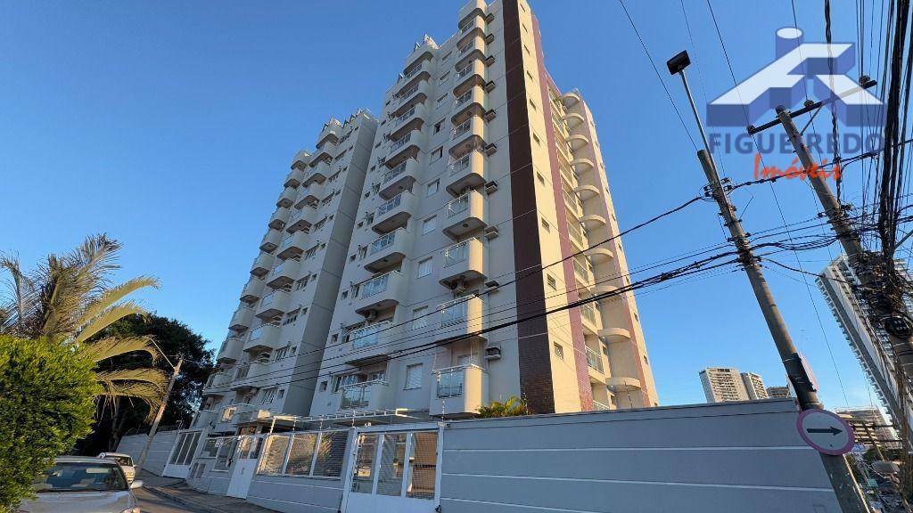 Apartamento à venda com 3 quartos, 120m² - Foto 1