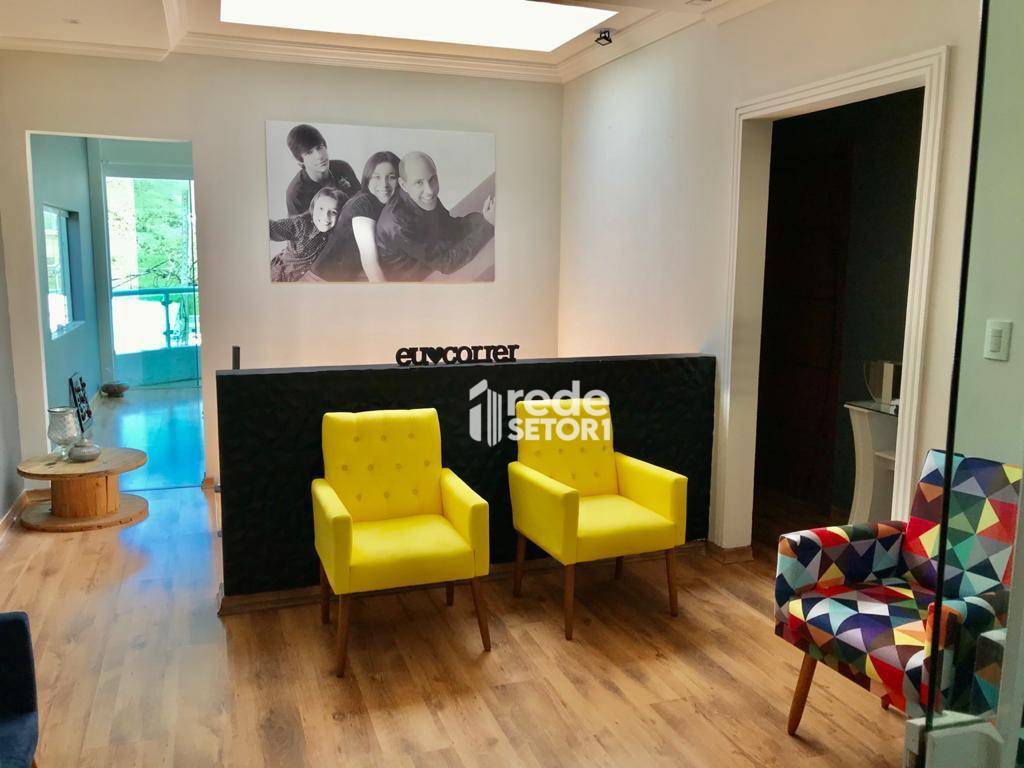 Casa à venda com 3 quartos, 180m² - Foto 7